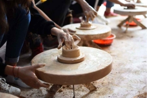 Ho Chi Minh: Cu Chi Tunnels & Pottery Workshop Tour & Lunch
