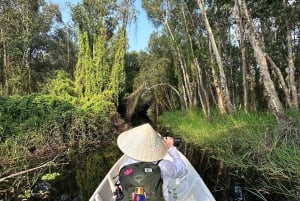 Ho Chi Minh: Cu Chi Tunnels & Tan Lap Floating Village Tour