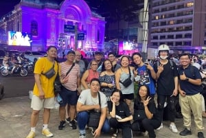 Ho Chi Minh: Alkuperäinen katukeittiöruokakierros ruokailijoiden kanssa