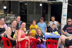 Ho Chi Minh: Chi Chi Chi: Original Walking Street Food Tour With Local