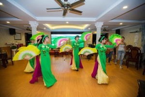 Ho Chi Minh: Private City Tour and Dinner Cruise with Music