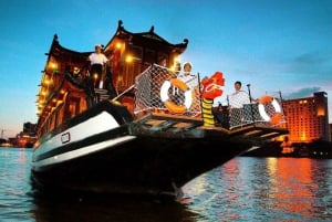 Ho Chi Minh: Private City Tour and Dinner Cruise with Music