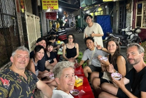 Ho Chi Minh : Visite culinaire à pied avec des locaux.