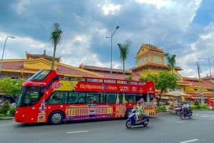 Espectáculo de títeres acuáticos, autobús acuático y autobús turístico en Ho Chi Minh
