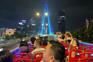 Espectáculo de títeres acuáticos, autobús acuático y autobús turístico en Ho Chi Minh