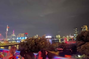 Espectáculo de títeres acuáticos, autobús acuático y autobús turístico en Ho Chi Minh