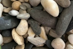Hoan Kiem Lake: Pebble Stone Art Workshop by ChigiArt
