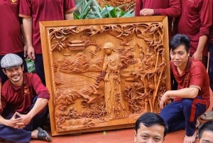 Hoi An: Clase de 3 horas de talla en madera con un artista local