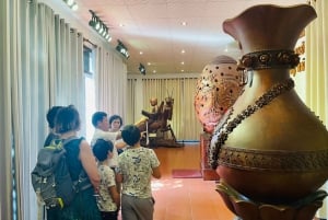 Hoi An: Aula de 3 horas de escultura em madeira com um artista local