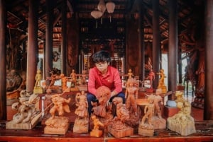 Hoi An: Wood Carving Class with Village Master Artisan