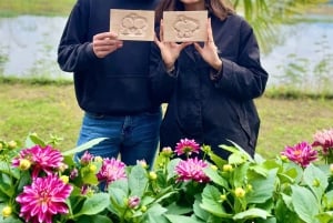 Hoi An: Wood Carving Class with Village Master Artisan