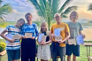 Hoi An: Wood Carving Class with Village Master Artisan