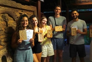 Hoi An: Wood Carving Class with Village Master Artisan