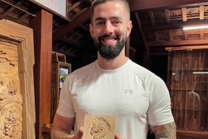 Hoi An: Wood Carving Class with Village Master Artisan