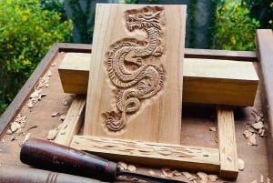 Hoi An: Wood Carving Class with Village Master Artisan