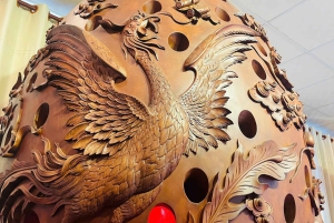Hoi An Handicraft Workshop: Statue Wood Carving