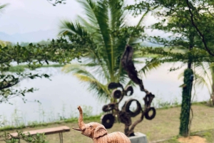 Hoi An Handicraft Workshop: Statue Wood Carving