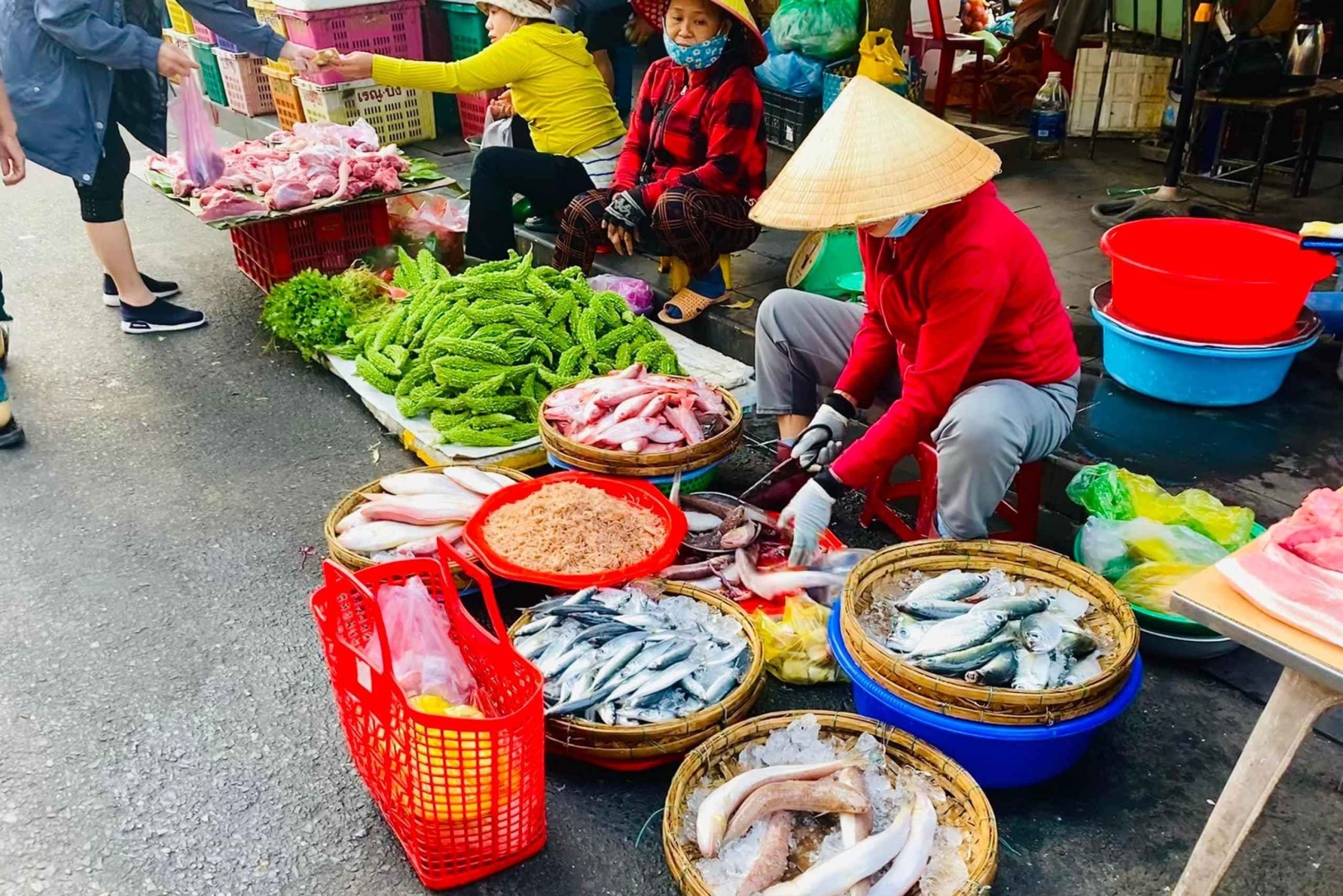Hoi An: tour guiado pela cidade antiga com comida e karaoke