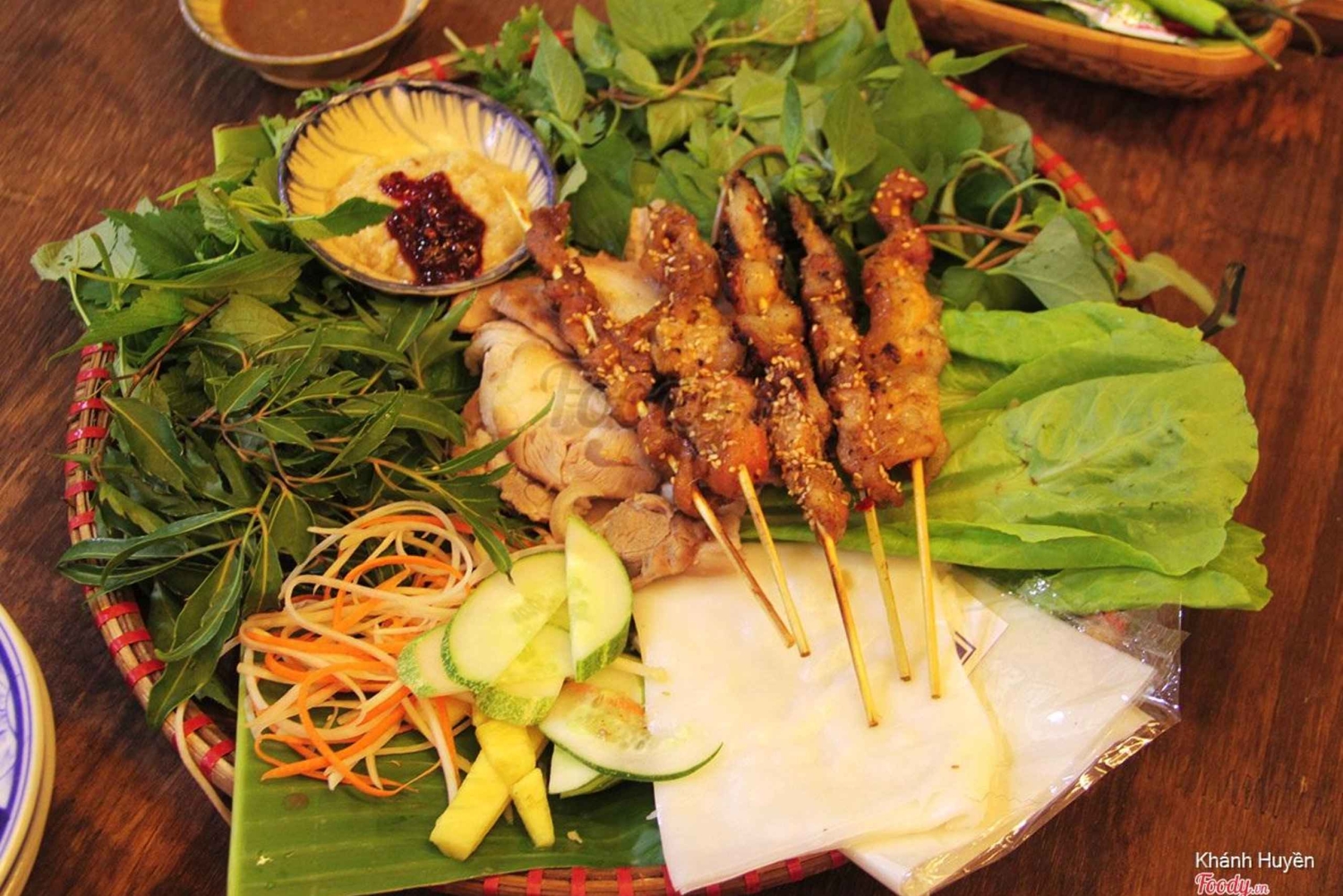 Hoi An: tour guiado pela cidade antiga com comida e karaoke