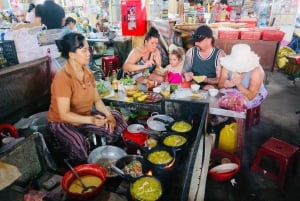 Hoi An: tour guiado pela cidade antiga com comida e karaoke