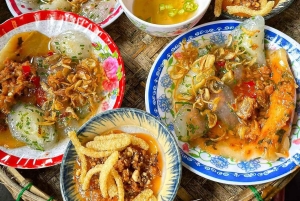 Hoi An: tour guiado pela cidade antiga com comida e karaoke