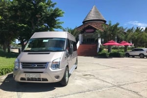 Service de navette entre l'aéroport et la ville de Hoi An et Da Nang