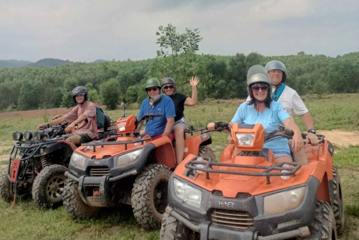 Hoi An: Hoi Hoi: ATV Quad Bike -seikkailu ja BBQ-juhlat