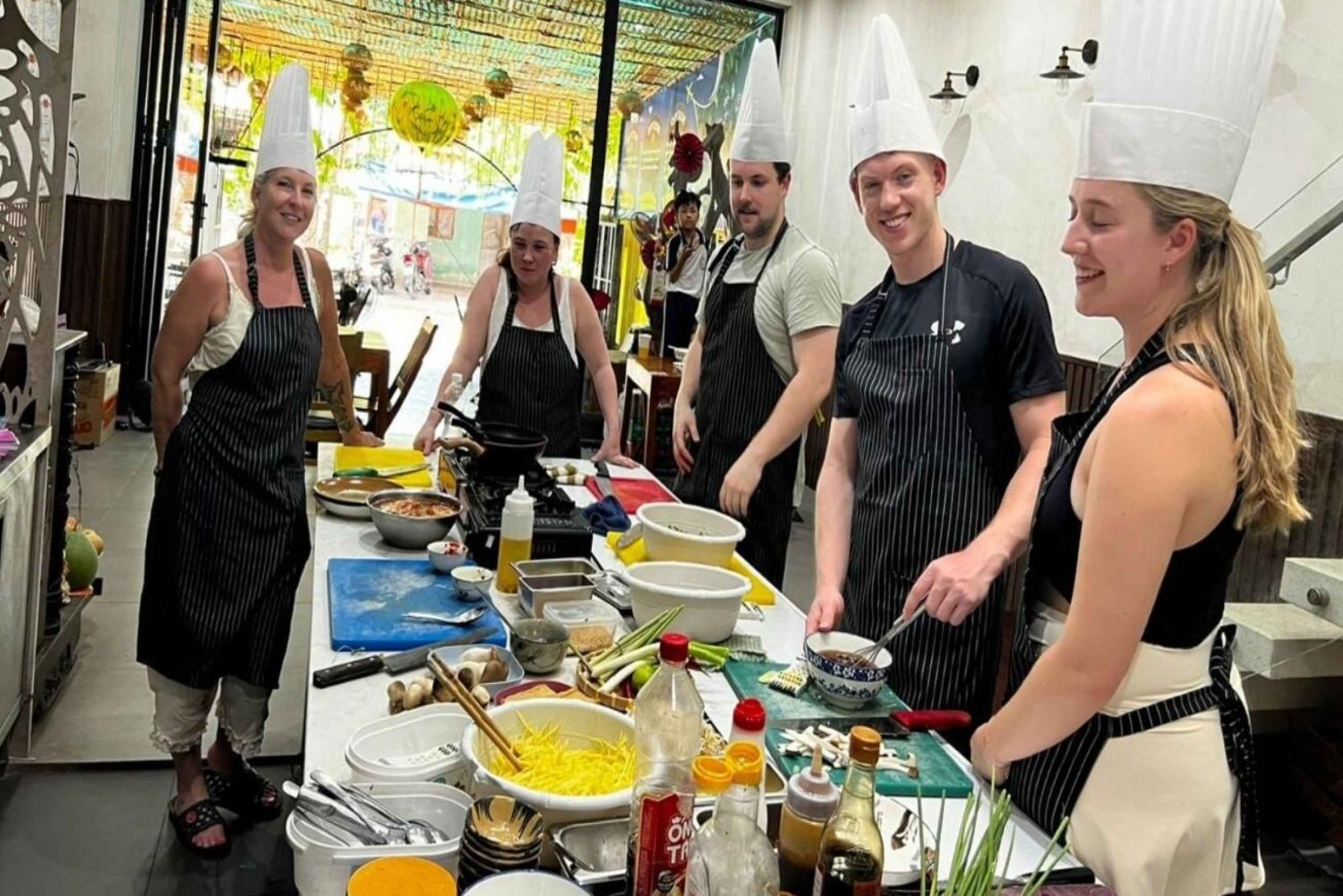 Hoi An Authentic Cooking Class with Pro Chef in Small group