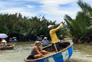 Hoi An: Giro in barca con cesto di bambù nella foresta di cocco di Bay Mau