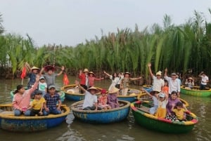 Hoi An: Korbboot-Tour mit Laternenbasteln und Kochkurs