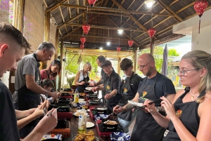 Hoi An: Korg båtresa, matlagningskurs av Hangcoconut