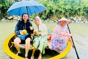 Hoi An-mandboottocht in het waterkokosbos