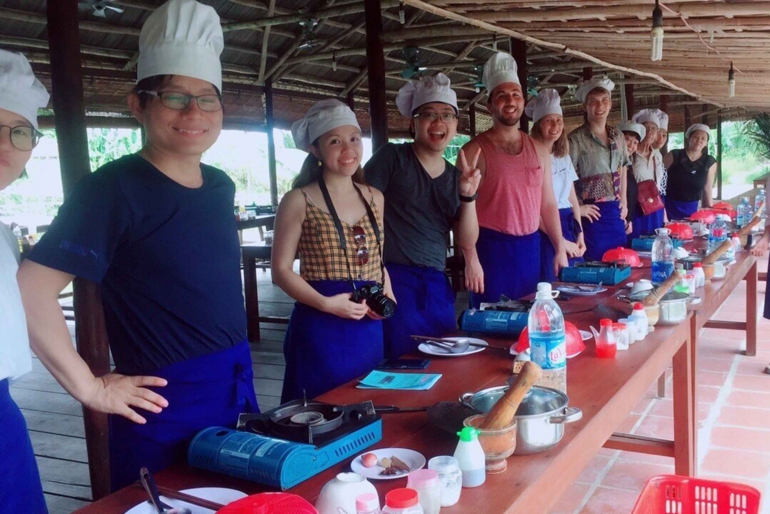 Hoi An: Bay Mau Cooking Class w Optional Market &Basket Trip