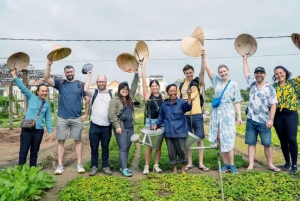 Hoi An: Cam Thanh & Tra Que Guided Bike Tour with Lunch