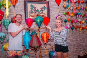 Hoi An: Byrundvisning med bådtur og udsendelse af blomsterlanterner