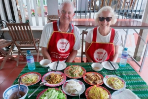 Hoi An: Vietnamese Cooking Class with Local Chef