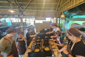 Lekcja gotowania w Hoi An z targiem i wycieczką łodzią z bambusowymi koszami