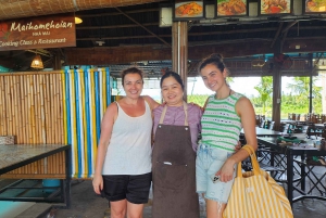 Lekcja gotowania w Hoi An z targiem i wycieczką łodzią z bambusowymi koszami