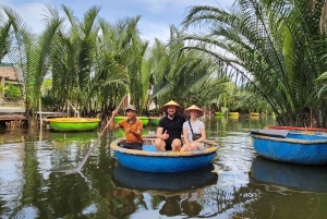 Lekcja gotowania w Hoi An z targiem i wycieczką łodzią z bambusowymi koszami