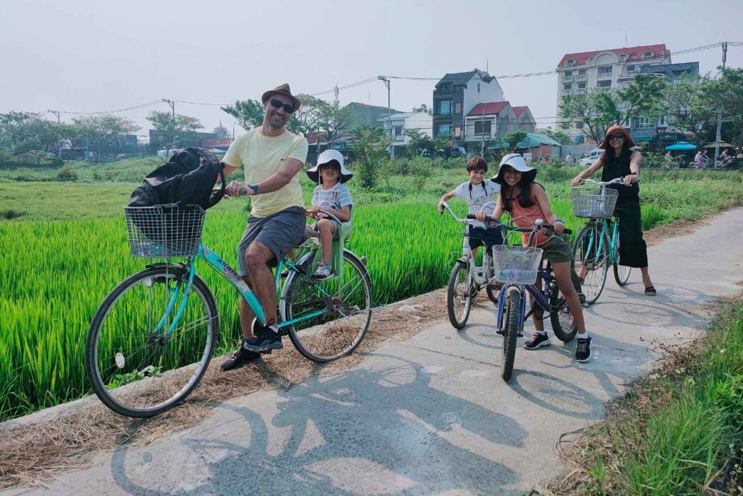 Hoi An: Countryside by Cycling, Buffalo Riding & Do Farming