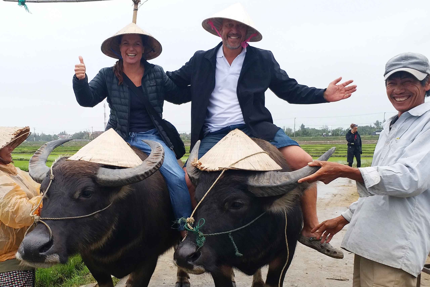 Hoi An: Countryside by Cycling, Buffalo Riding & Do Farming