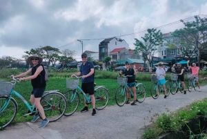 Hoi An: Countryside by Cycling, Buffalo Riding & Do Farming