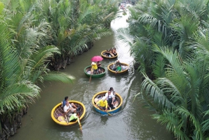 Hoi An: Wycieczka rowerowa z jazdą na bizonie i lekcją robienia lampionów