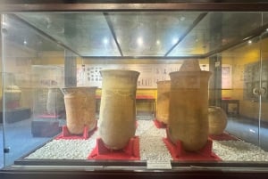 Hoi An Cultural Tour: Textiles, Temples & Coffee