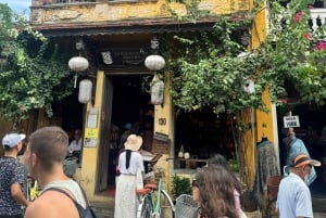 Hoi An Cultural Tour: Textiles, Temples & Coffee