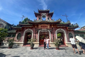 Hoi An Cultural Tour: Textiles, Temples & Coffee