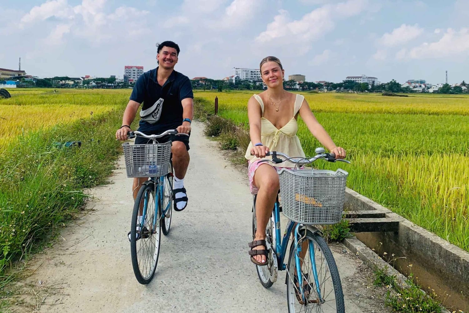 Hoi An: Fietsen - Buffalo rijden en kokosboottocht met maaltijd
