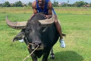 Hoi An: Fietsen - Buffalo rijden en kokosboottocht met maaltijd