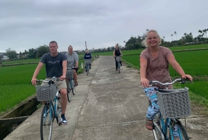 Hoi An: Fietsen - Buffalo rijden en kokosboottocht met maaltijd