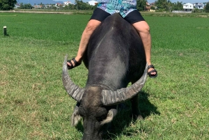 Hoi An: Fietsen - Buffalo rijden en kokosboottocht met maaltijd